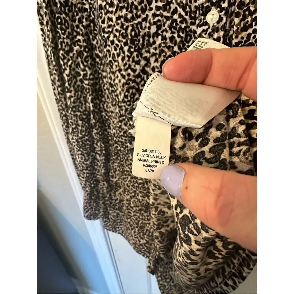 NWOT Old Navy Leopard Animal Print Button Long Sleeve Blouse - Size XL - 613827 - Picture 9 of 10
